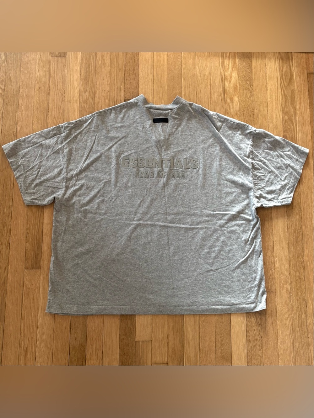 Fear Of God Essentials Seal V-Neck T-Shirt Grey XXL